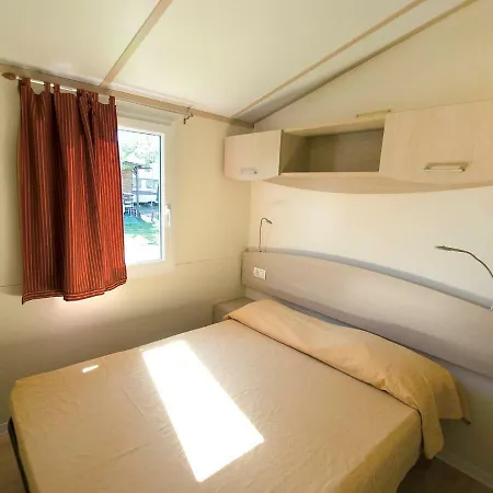 Locazione Turistica Camping Classe Village.11 Casa vacanze *